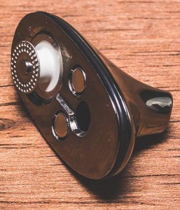 black-widow-mouthpiece